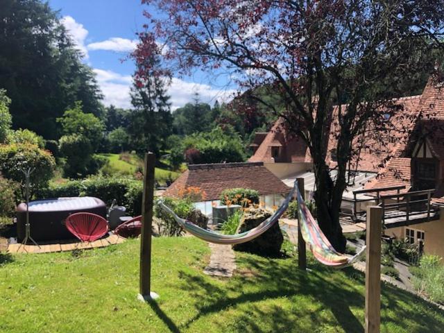 Le Prieure Des Fontaines Hotel Les Preaux Екстериор снимка